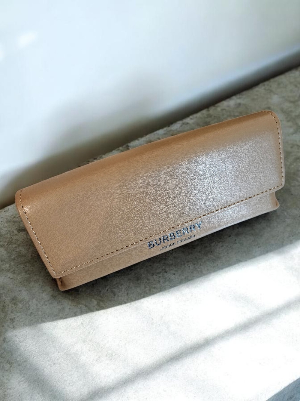 Burberry Eyewear Case OS Folding Triangular Sunglasses Glasses Camel Tan Leather